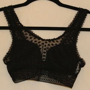 Secret Treasures Black Lacey No-Wire Bralette XS